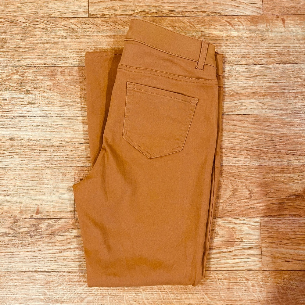Caramel D. Jeans